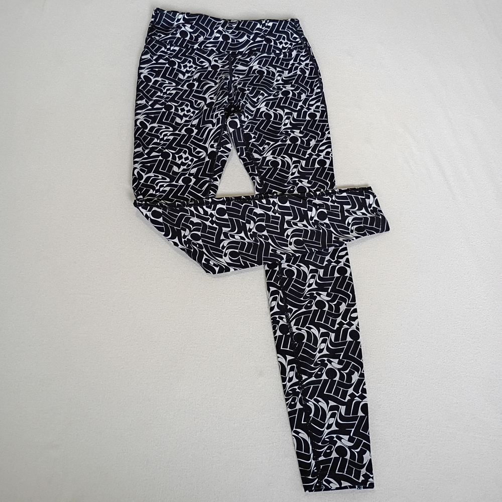 Nike Dri fit Women's Black and White Abstract Patterned Leggings Sz S Athletic